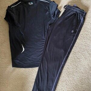 Men's Fila  Workout Outfit Clothes Medium